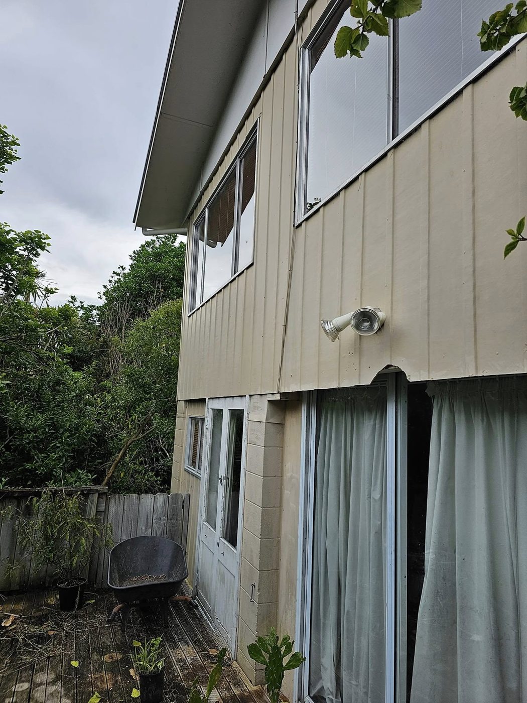 The house before asbestos cladding removal